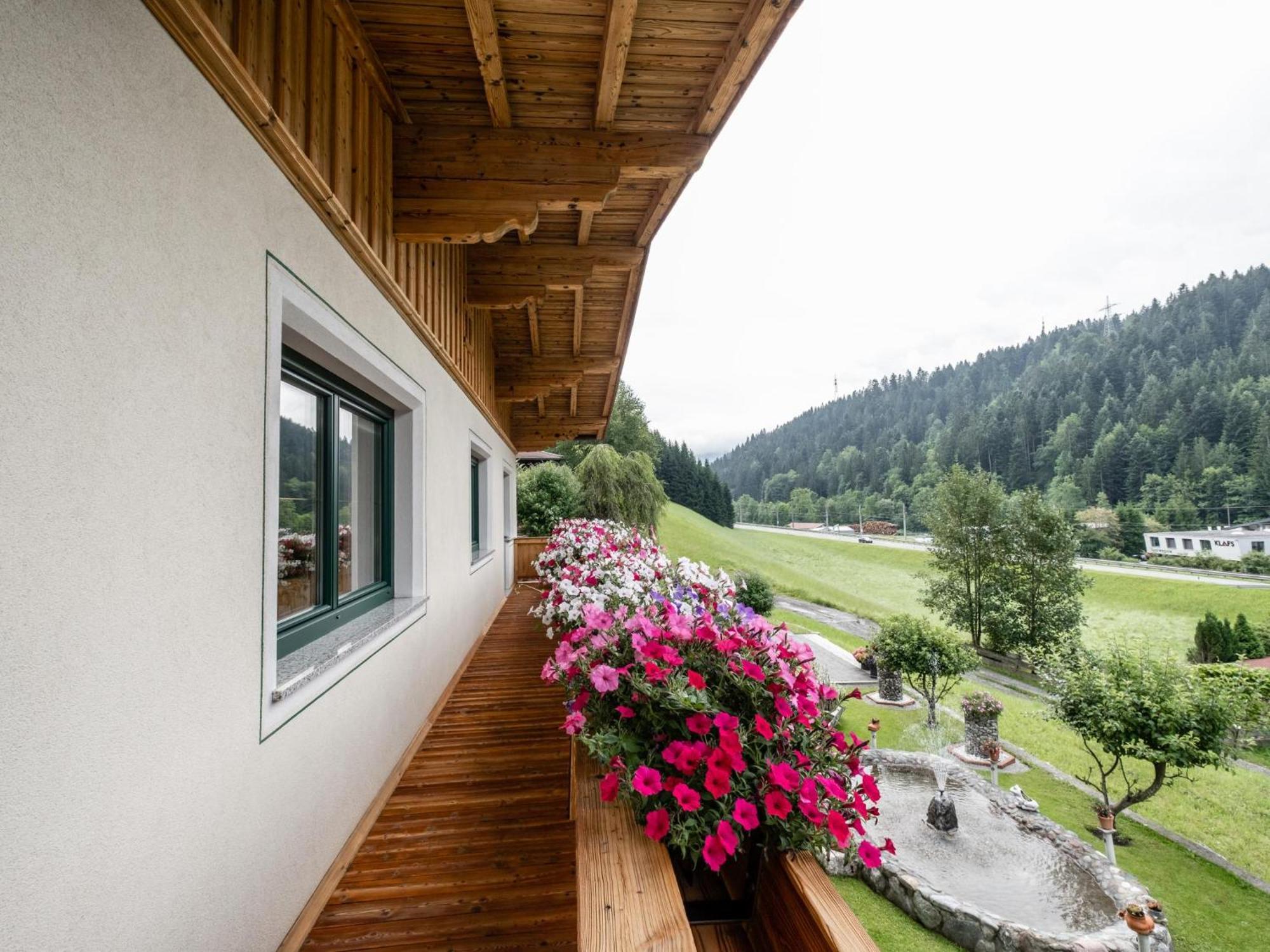 Haus Am Waldrand Hopfgarten im Brixental Exterior foto
